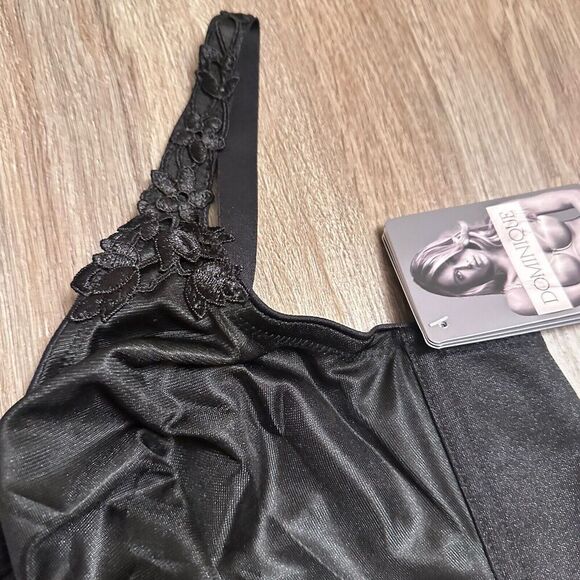 NWT Dominique Black Mystique Seamless Minimizer Bra Size 44D - Picture 6 of 6